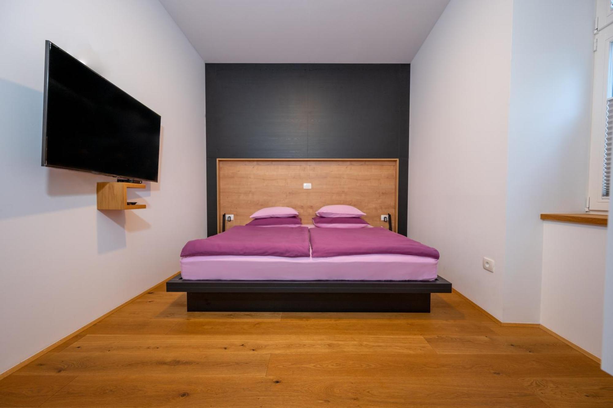 Cirus Apartments Kocevje Exterior photo